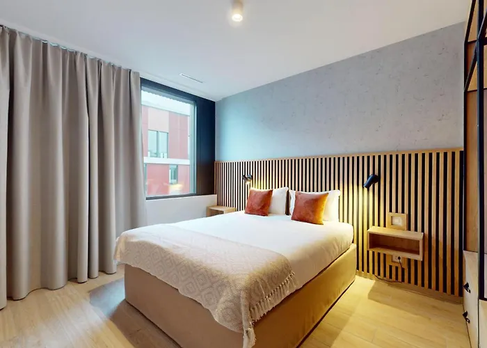 Nonanteneuf Appart Hotel Geneve Etang - Airport - Contactless Check-In
